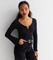 New Look Black Notch Neck Flared Sleeve Top